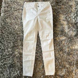 SO WHITE SKINNY JEANS / JEGGINGS SIZE 3
